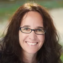 A profile image of Katja Eckl